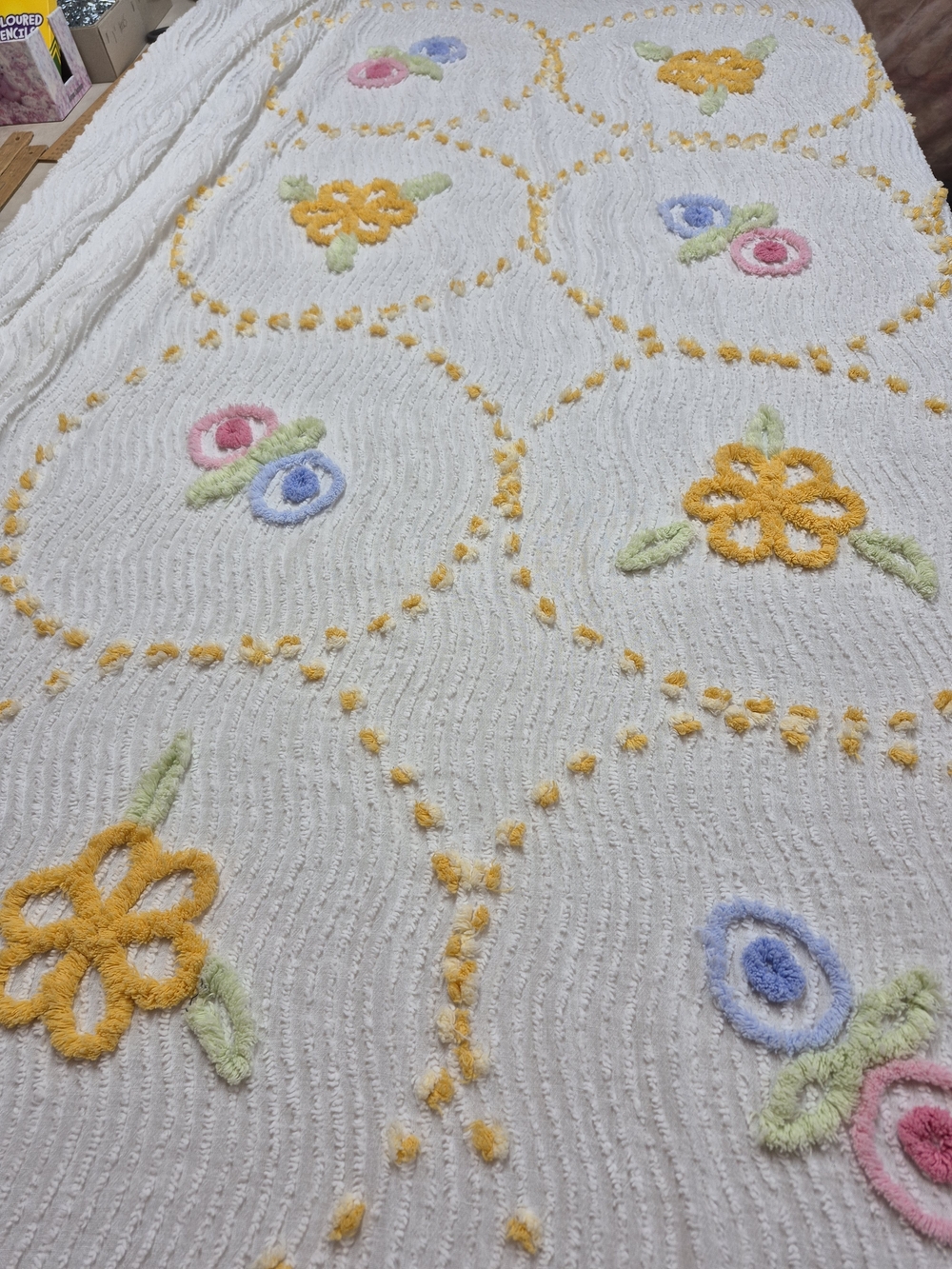 Vintage White Tufted Chenille Bedspread - Picture 3 of 5